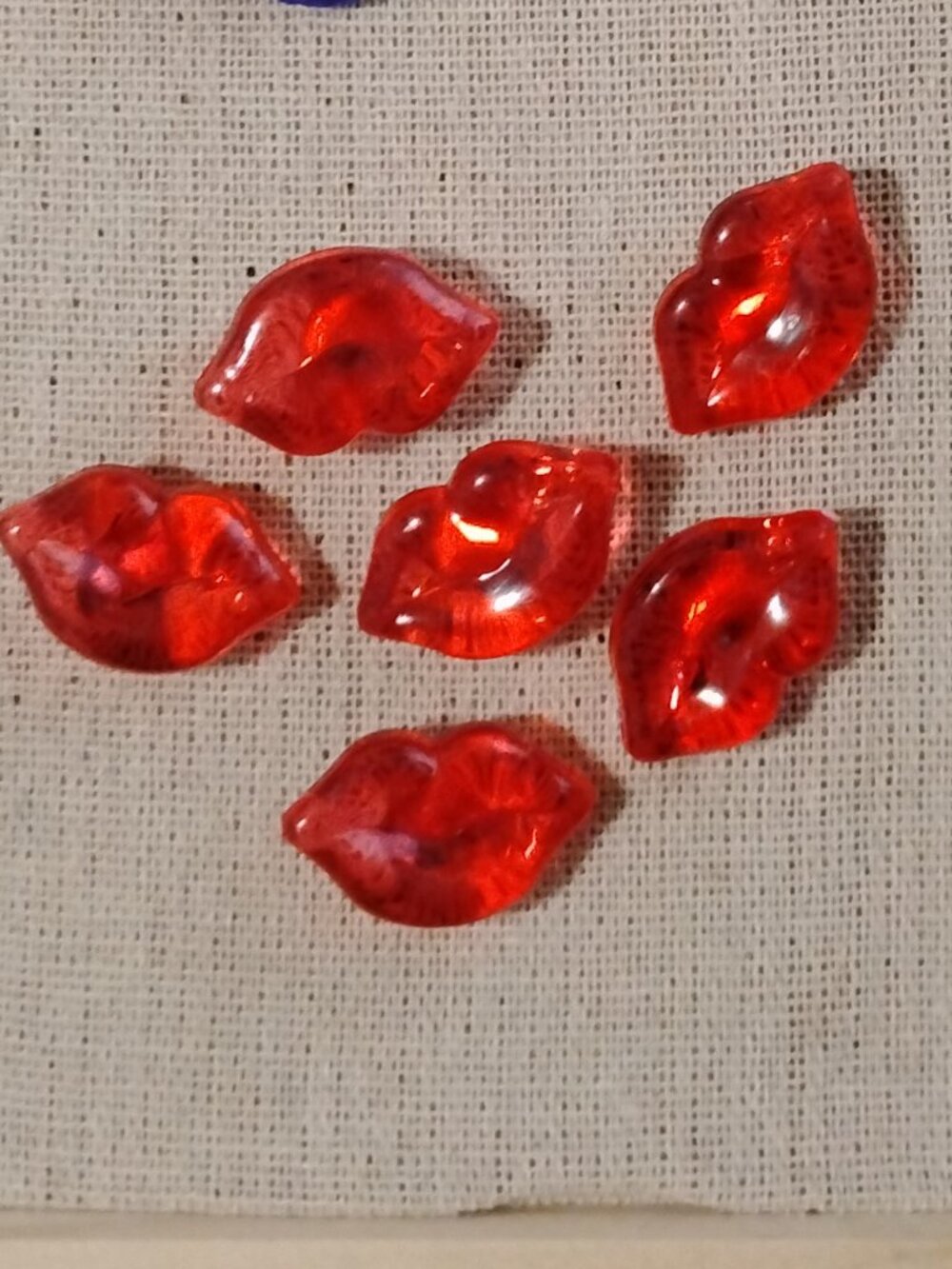 6 Pc Large RED Lips Decorative Memo Photo Display Bulletin Board Tack Push Pins
